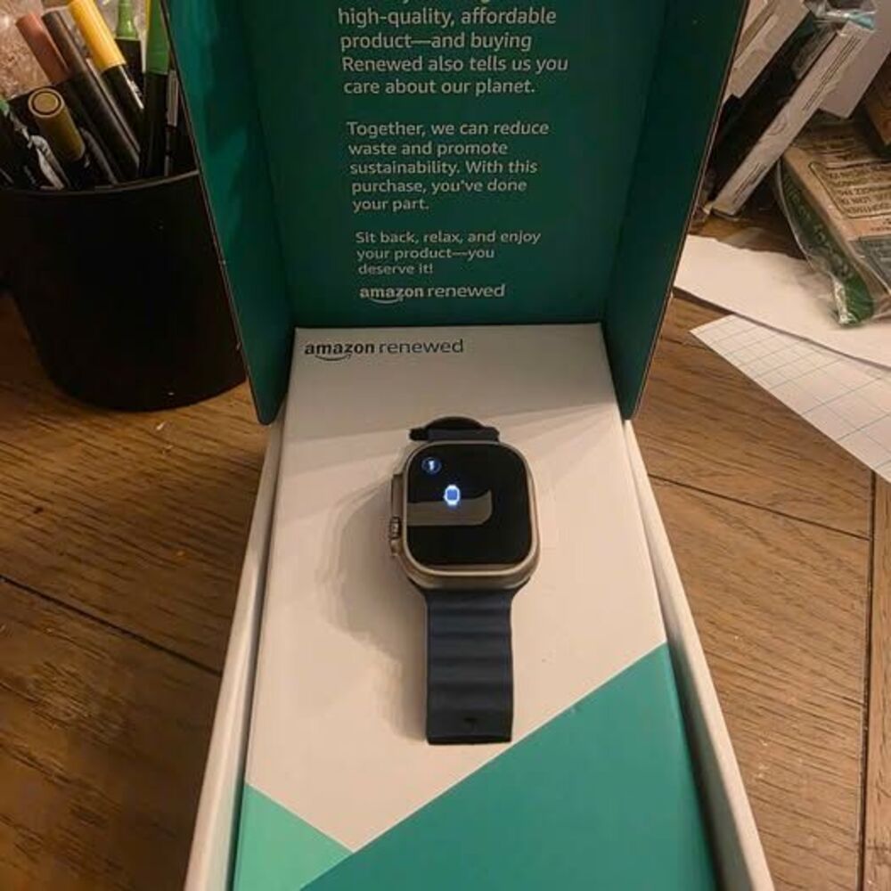Apple Watch Ultra 2 with Blue Ocean Band GPS & Cellular 49mm Titanium case